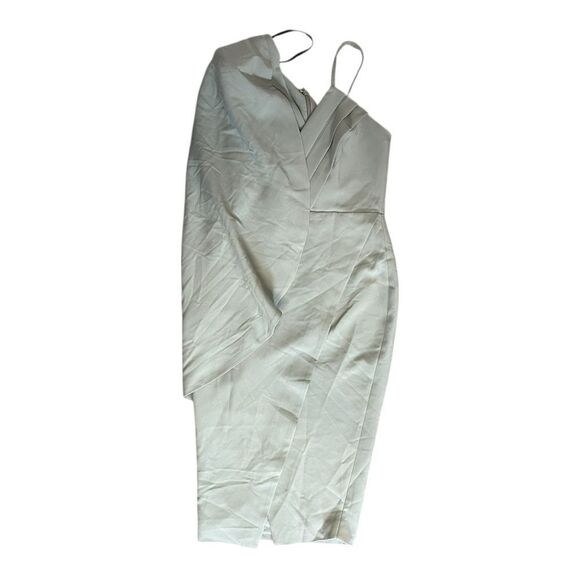 NWT Lavish Alice | Sage Green Pleated Cape Sleeve Midi Dress 4 - Picture 4 of 11